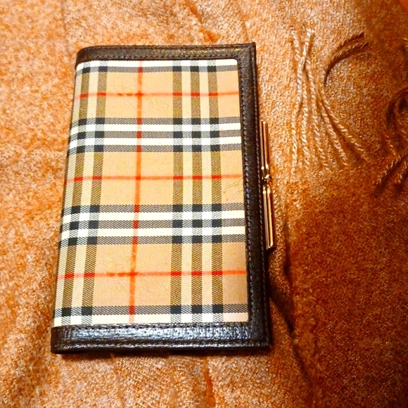 Large Vintage Burberry Check Gold-Clasp Wallet/ Clutch - Picture 3 of 7